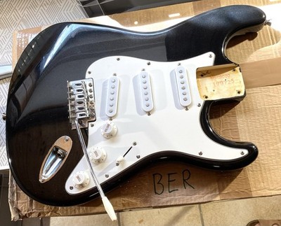 Fender Squier Erle Alder Stratocaster Strat Body Korpus für E Gitarre -free DHL