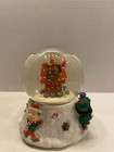 Kurt Adler Peanuts 100mm Revolving Musical Christmas Water Globe — photo 3
