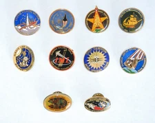 LOT OF 10 NASA SPACE SHUTTLE LAPEL PINS - VARIOUS MISSIONS