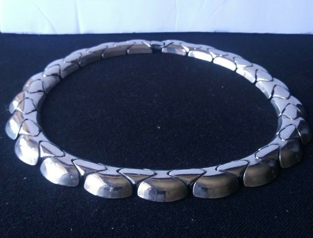 SILVER HALF MOON INTERLOCKING LINK CHOKER, MID CE… - image 5