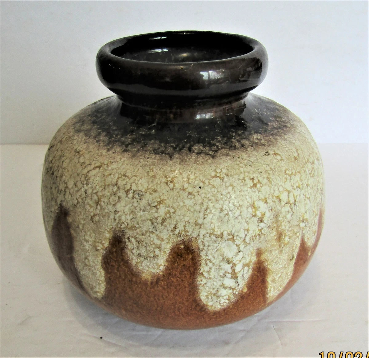1--MCM- POTTERY VASE-FAT LAVA--SCHEURICH KERAMIK-284-19-WEST-GERMANY-MARKED