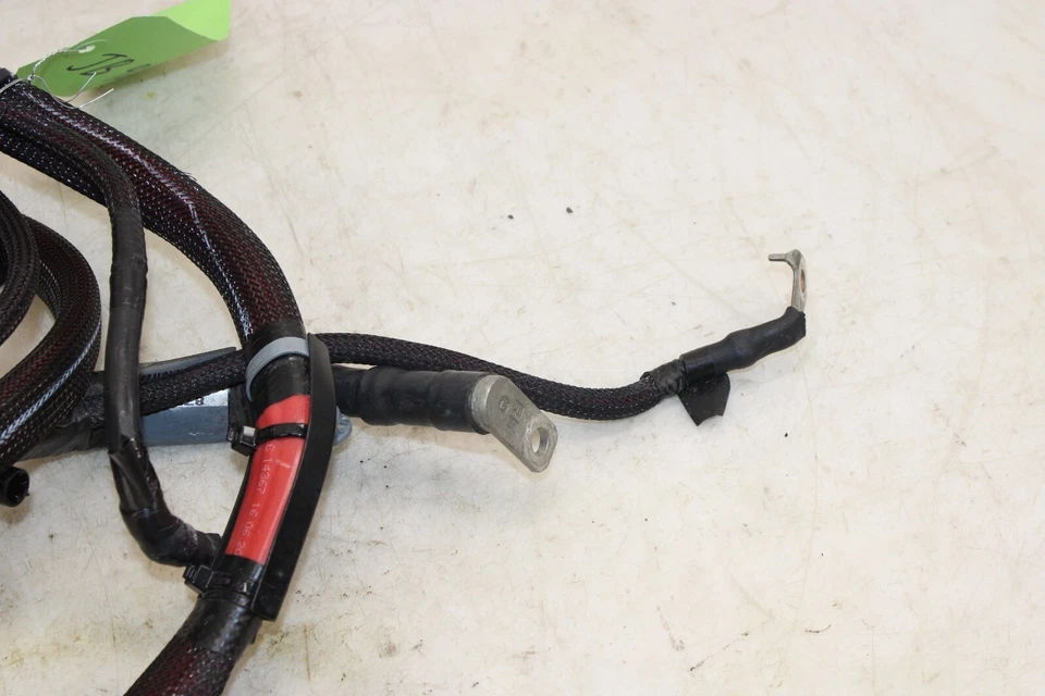 Cable de batería positivo Cadillac CTS 2016-2019 84118758 OEM JB96 Foto 3 de 4
