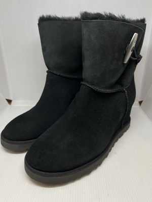 ugg classic femme toggle wedge boot