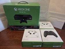 Microsoft Xbox One 500 GB Console Bundle w/4 Controllers All Tested Working