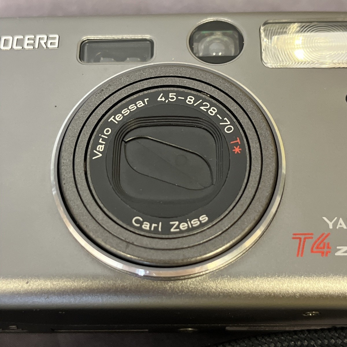 Carl Zeiss Kyocera T Zoom Kyocera T Zoom Yashica T4 35mm Compact