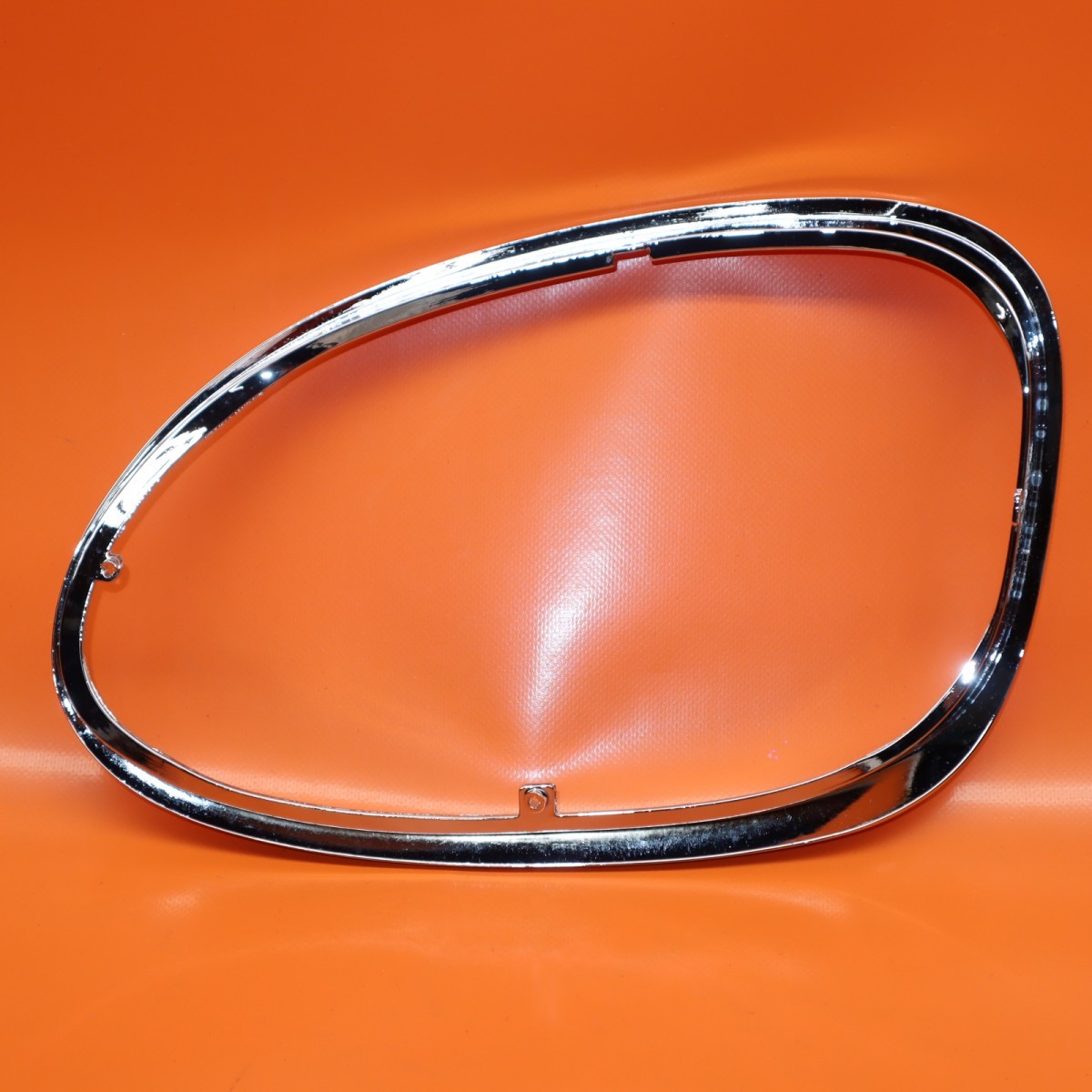 BENTLEY CORNICHE TAIL LIGHT CHROME TRIM RIGHT PASSENGER 2000 2001 2002 PM24362PA