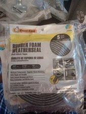 FROST KING R338H Weather Seal,Rubber Foam, Black, 10 ft L 43Y812