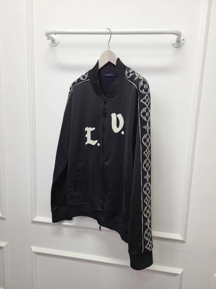 LOUIS VUITTON（LV） Giacca da pista Louis Vuitton nera LV fiore monogramma fascia 12345 132511436