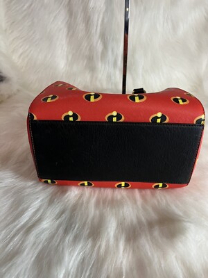 Disney The Incredibles 2 Loungefly Purse Pixar OOP Heart  display picture 1