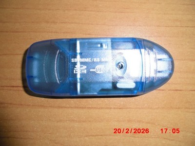 Kartenleser USB 2.0 SD /MMC/ RS-MMC neuwertig, getestet und absolut ok