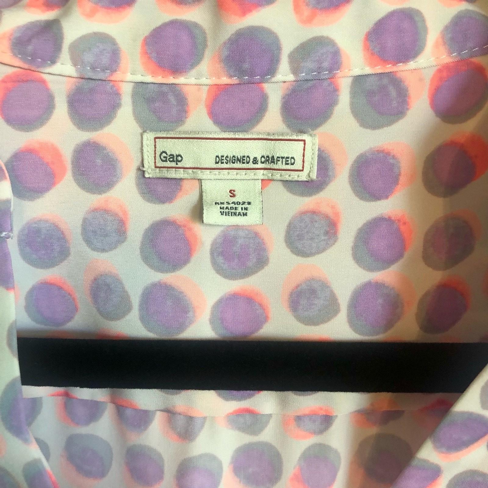 GAP Split Neck Mixed Geometric Purple Dot Print 3… - image 2