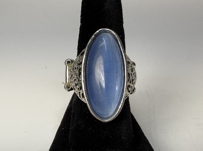 Beautiful Blue Cat's Eye Long Silver Tone Stretch Ring Size 7