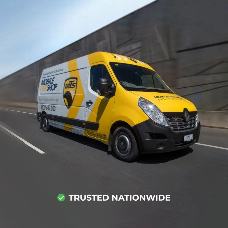 GOODYEAR: EAGLE EFFICIENTGRIP PERFORMANCE - 215/50 R18 92V Tyre - Fitted - image 3 of 4