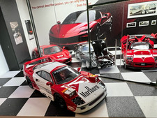  1:64 Ferrari F40 Marlboro with pop up lights...