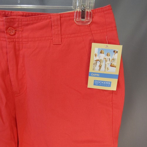 Dockers Nouveau Fit Capri Pants Women's Size 10 NWT Salmon Coral Pink Floral Cuf - Picture 2 of 7