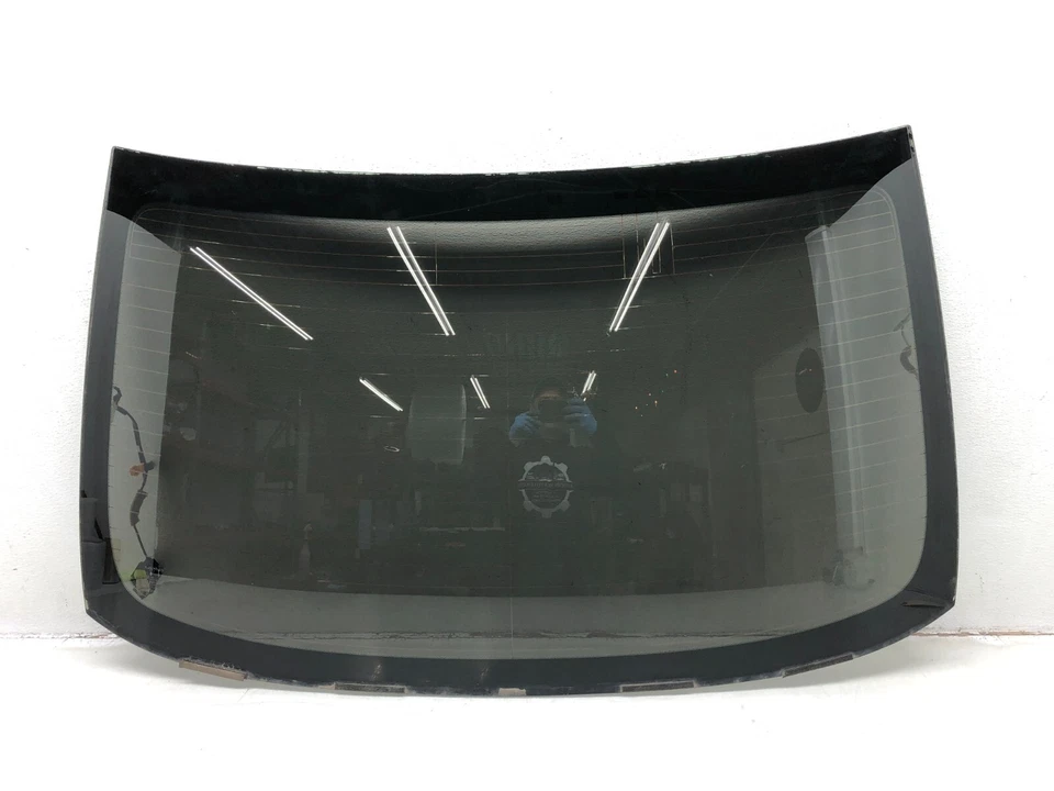 Lexus LS460 2013-2017 parabrisas trasero ventana de cristal fabricante de equipos originales. Foto 2 de 4