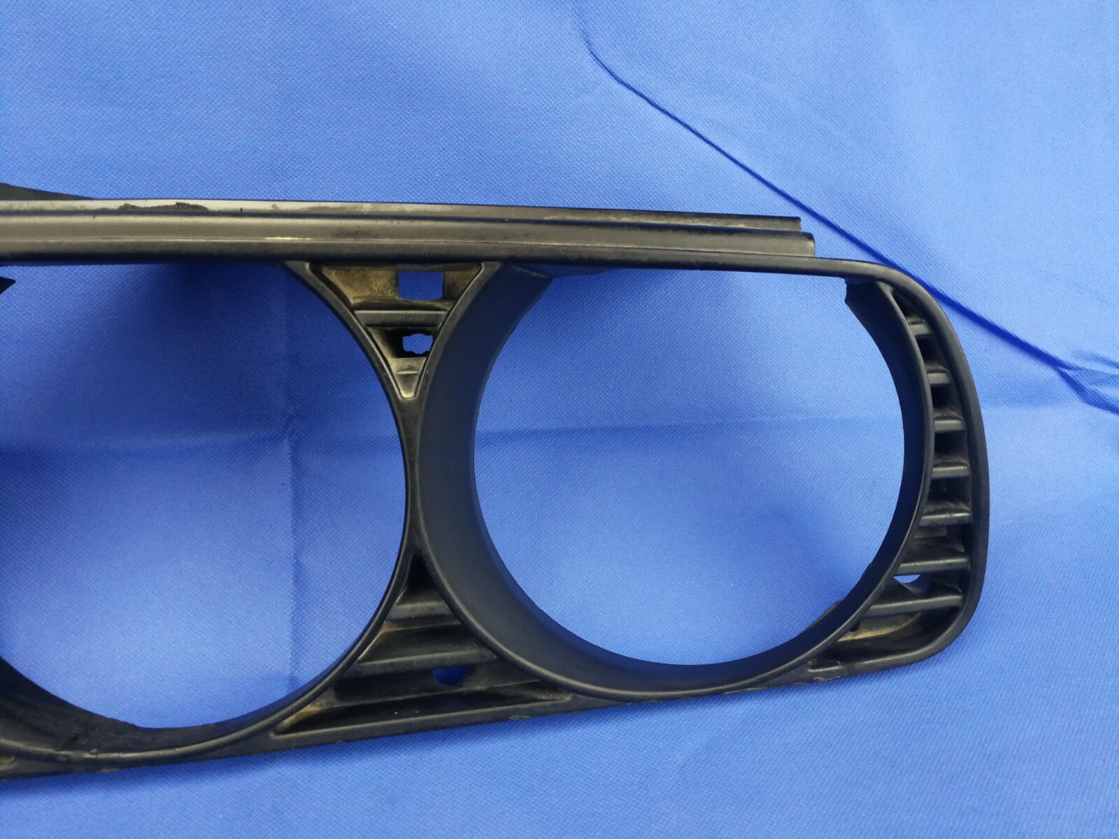 BMW e30 Headlight Grille Grill Left Driver Side 1 876 091.0 eBay