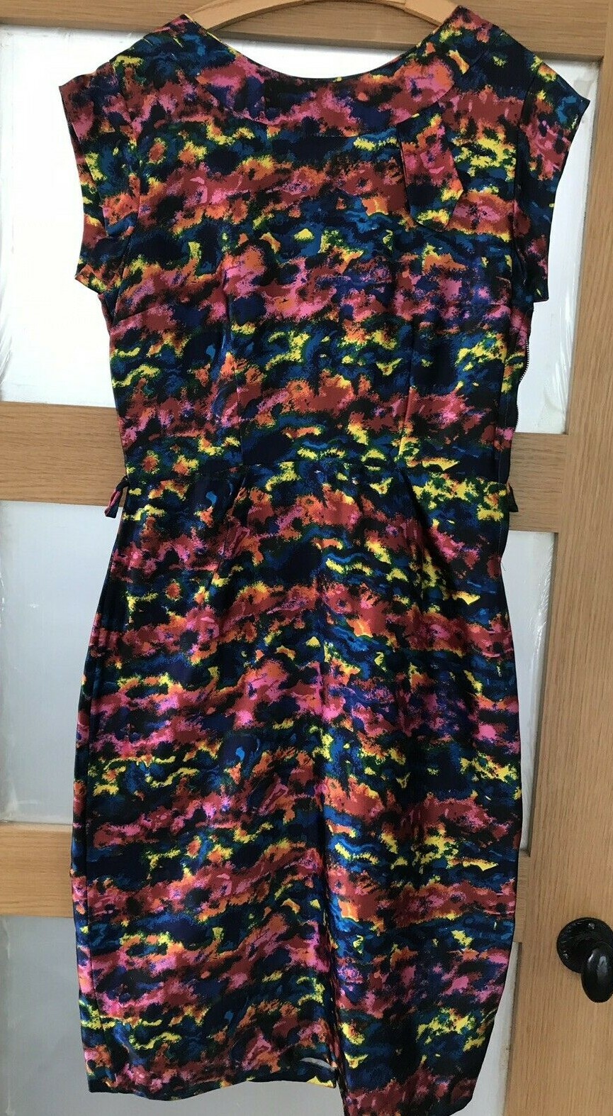 Fabulous Vintage 1950's Abstract Cocktail/Day Dress, armpit to armpit 18" approx 2