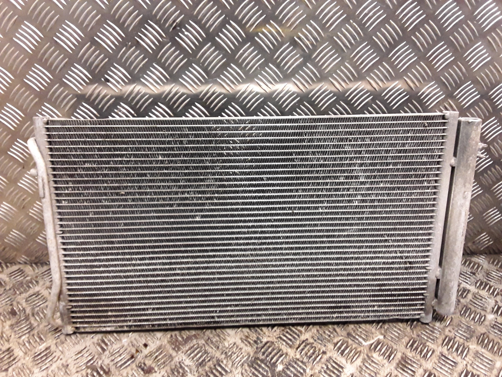Picture 1 of 4