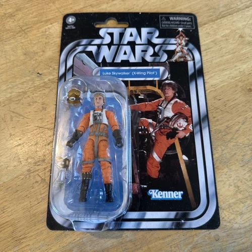 Star Wars - The Vintage Collection Luke Skywalker X-Wing Pilot Figure NEW
