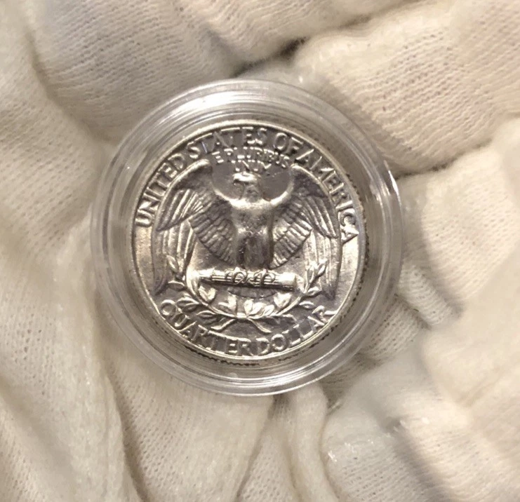 Cuarto de plata Washington 1932. Estado BU. Foto 4 de 4