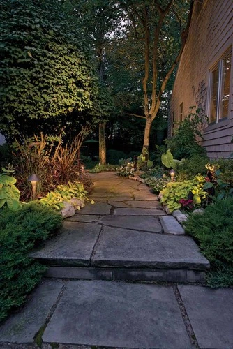 Hinkley Hardy Island 16" Matte Bronze LED Landscape Path Light - Picture 3 of 10