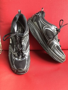 skechers shape ups womens size 11