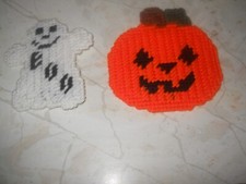 HANDMADE PLASTIC CANVAS HALLOWEEN MAGNETS SET OF 2