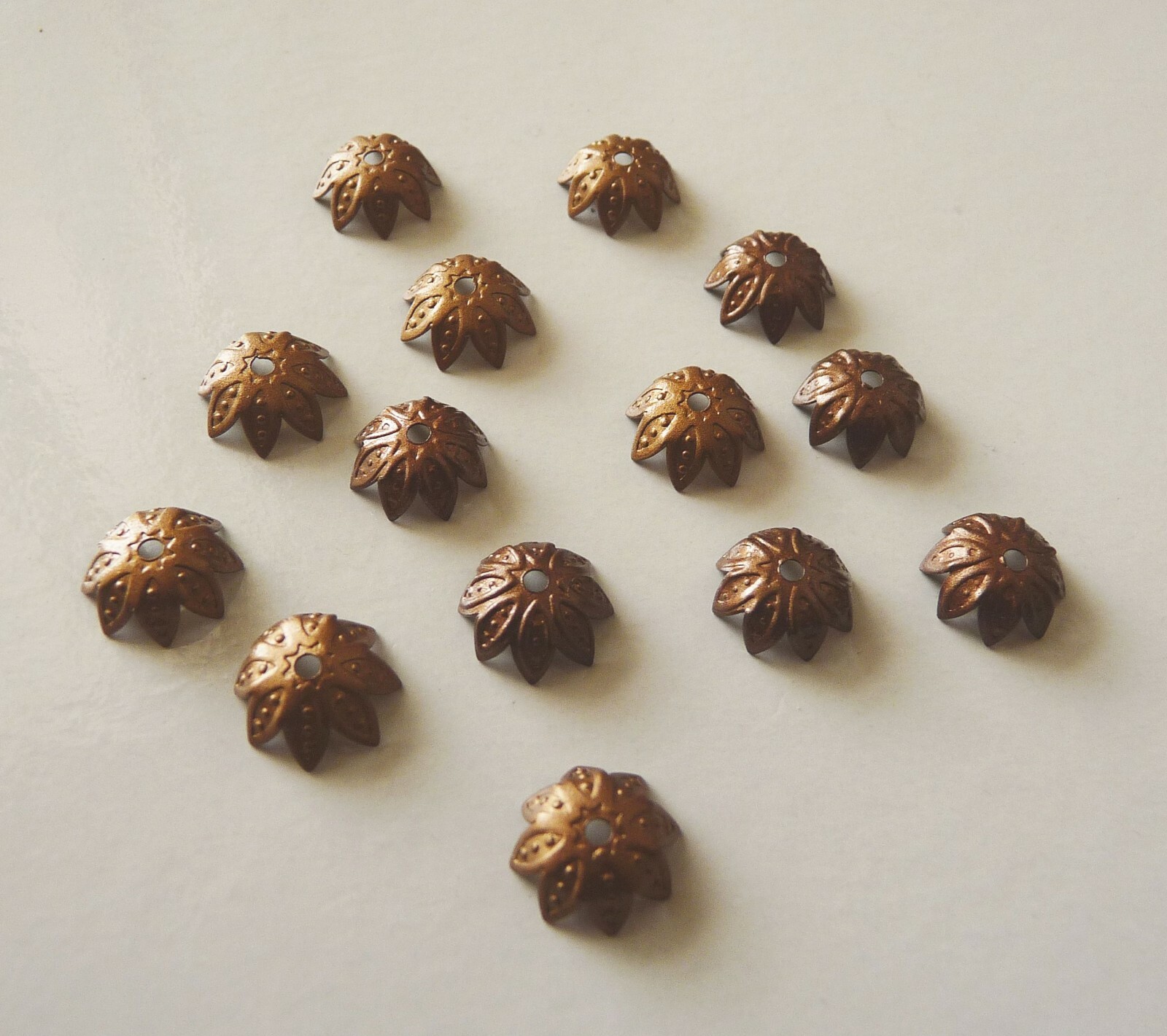 40pcs Metal Flower Bead End Caps 10mm Silver/Gold/Copper/Bronze Beading