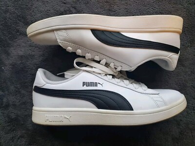 PUMA white black 374513-01 Smash V2 leather Shoe Sneaker Women's Size EUC 