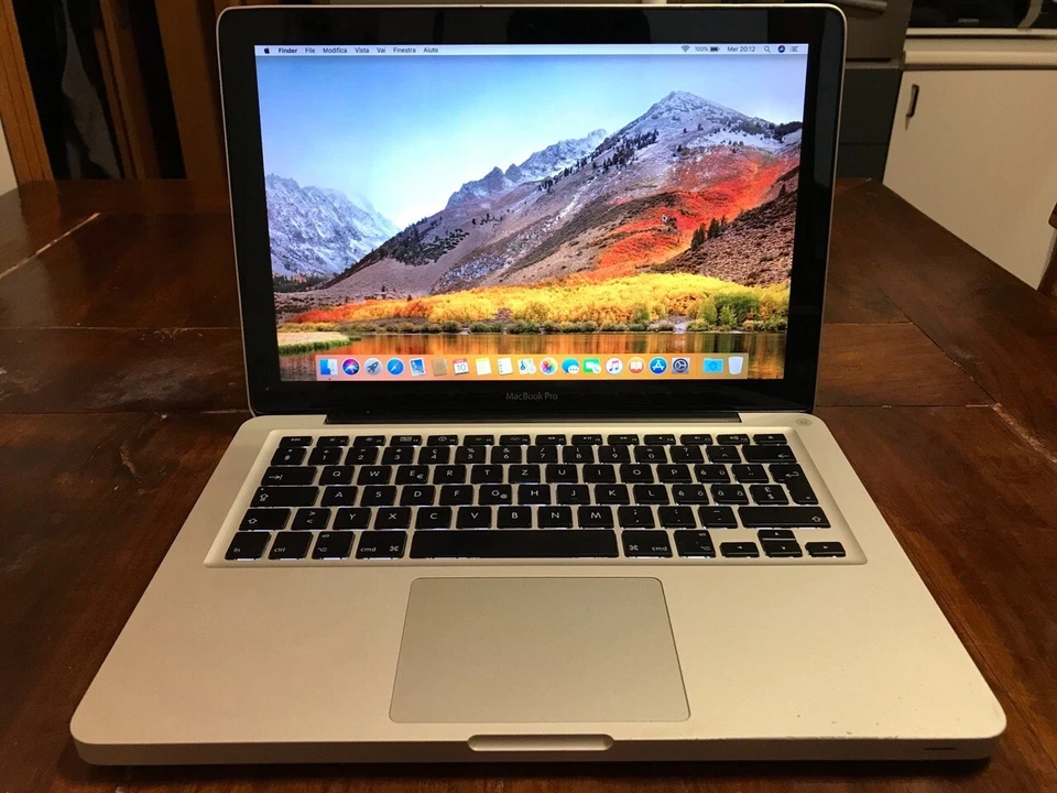 Apple MacBook Pro 13" 2011 · i7 · 8GB · 500GB, foto 1 di 5