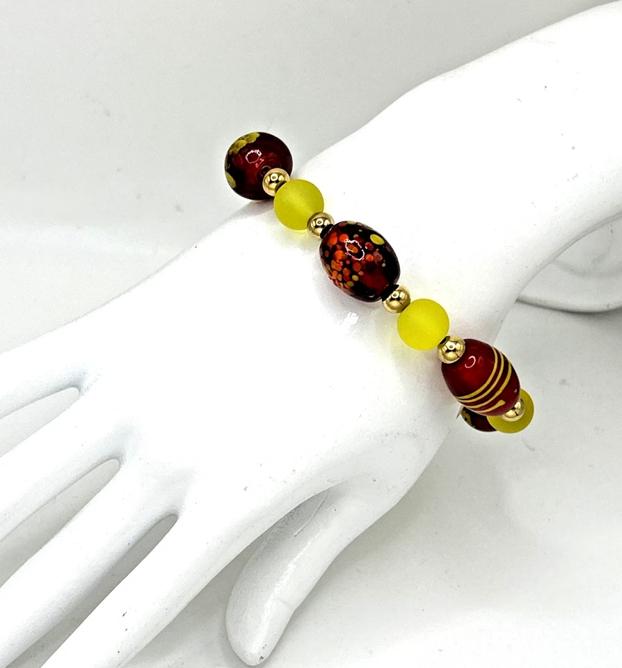 Brazalete elástico con cuentas de murano de vidrio artístico grueso de 7,5" de acero inoxidable dorado Foto 2 de 4