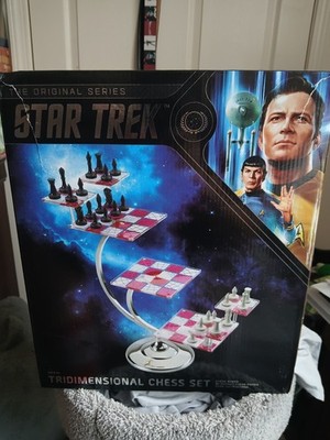 Star Trek Tridimensional Chess Set Original Series / The Noble Collections