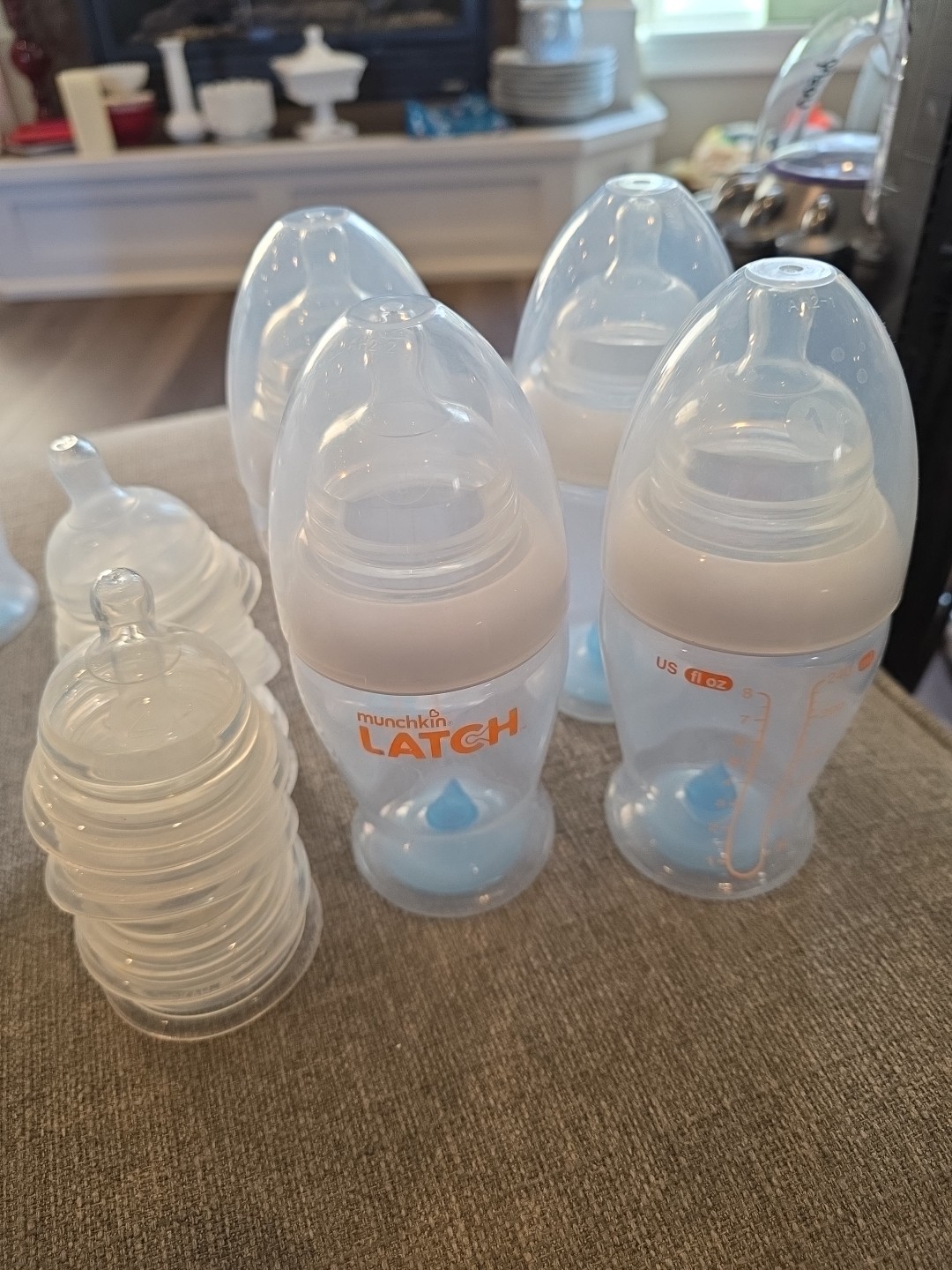 Munchkin LATCH 8 oz. Anti-Colic Bottles/Rings/Nipples/Valves