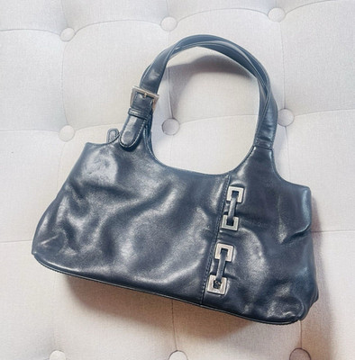 Women s Black Top Handle Bag Zip Closure Buckle Accent Inner Pockets Lined
