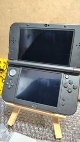"new" Nintendo 3DS XL US Version with Charger and Box Good Working Condition!