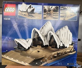 LEGO Creator Expert: Sydney Opera House (10234) New Sealed Retired - SHIPS FAST!
