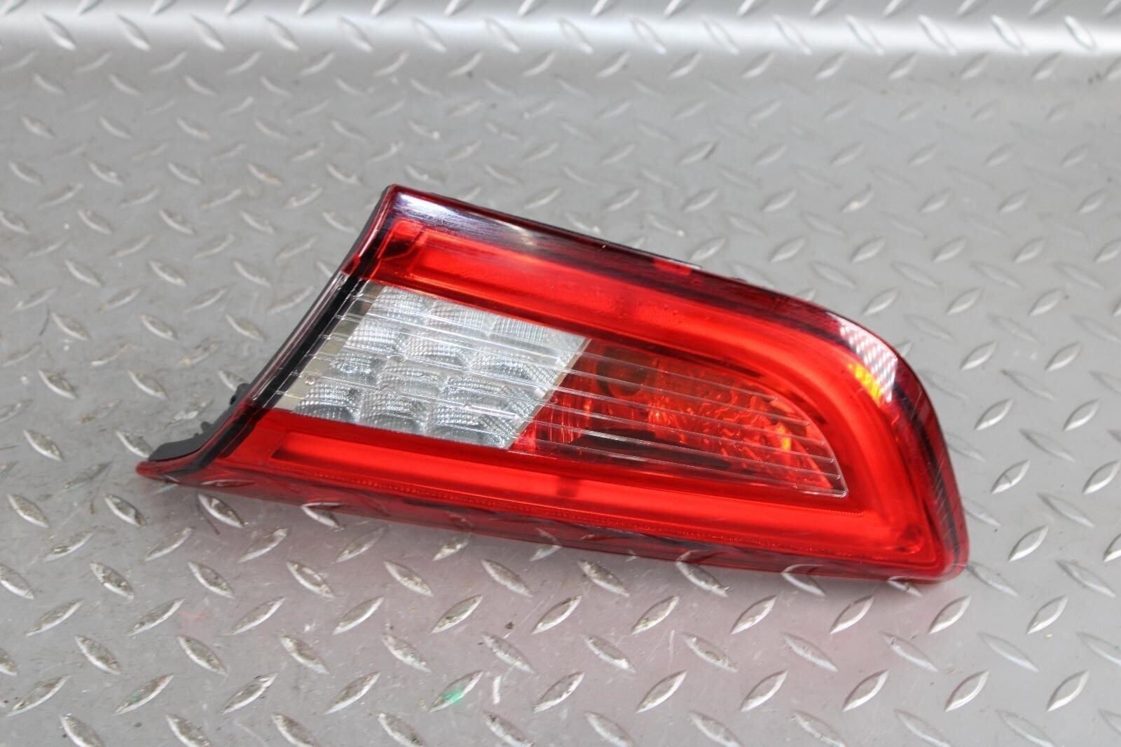 14-20 Ghibli Decklid Trunk Passenger Right RH Taillight Tail Light Lamp Lens WTY