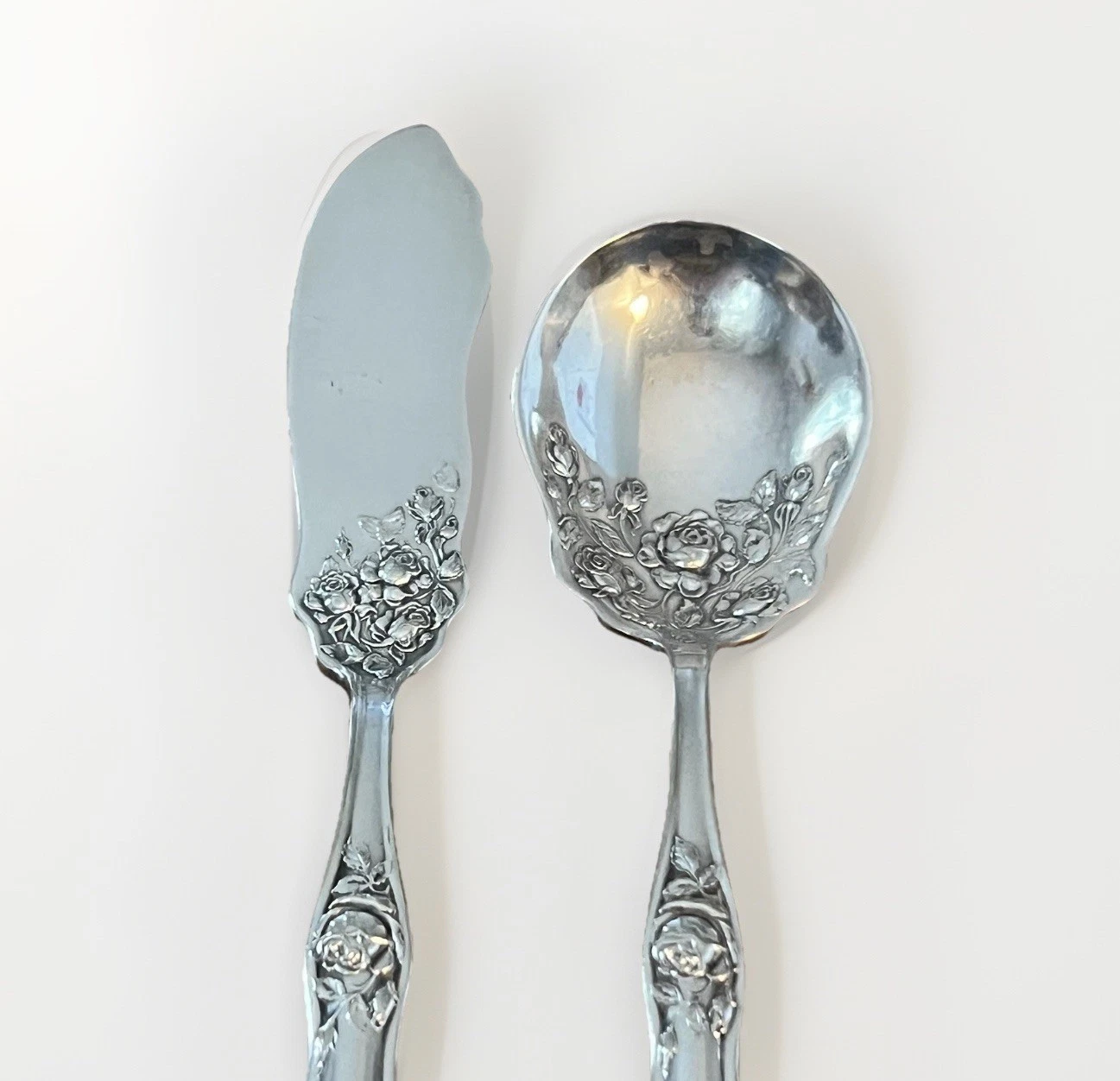 Holmes & Edwards XIV Silverplate American Beauty Rose Serving Spoon Butter Knife