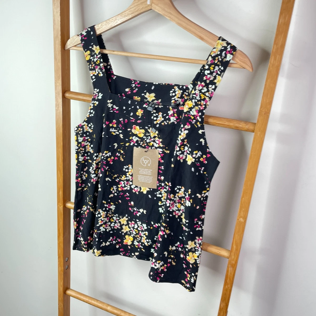 Vero Moda Mila Singlet Tank Top Womens Extra Small Black Floral Square Neck NWT