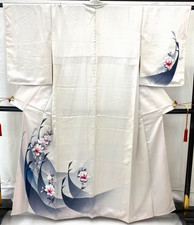 Japanese Vintage Kimono Polyester White Traditional Authentic Length 62 in