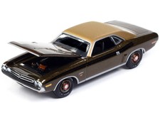 1971 Dodge Challenger Rt Dark Gold Metallic With Gold Vinyl Roof Mecum Auction