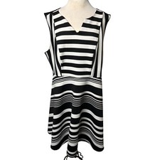 Torrid Striped Fit & Flare Dress Size 4 Black & White Polyester/Spandex Midi USA