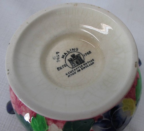MALING WARE SMALL PEDESTAL BOWL COBALT INTERIOR FLORAL EXTERIOR 3"HX5.25"DIA - Picture 4 of 6