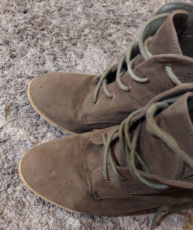 Botas al Tobillo Marrón Wet Seal Gamuza Talla 7 Zapatos con Cordones Foto 3 de 4