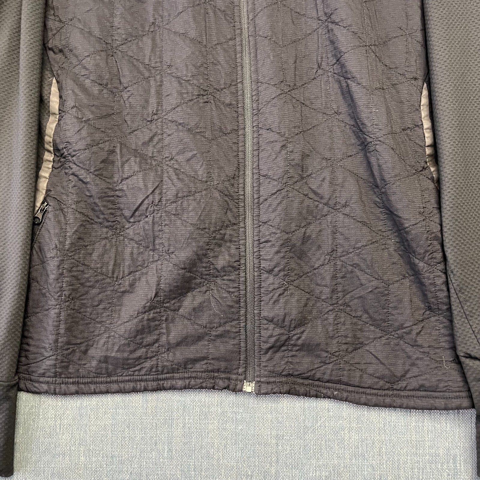 Under Armour ColdGear Women's Jacket Size XL Black Quilted Full Zip Activewear thumbnail 3