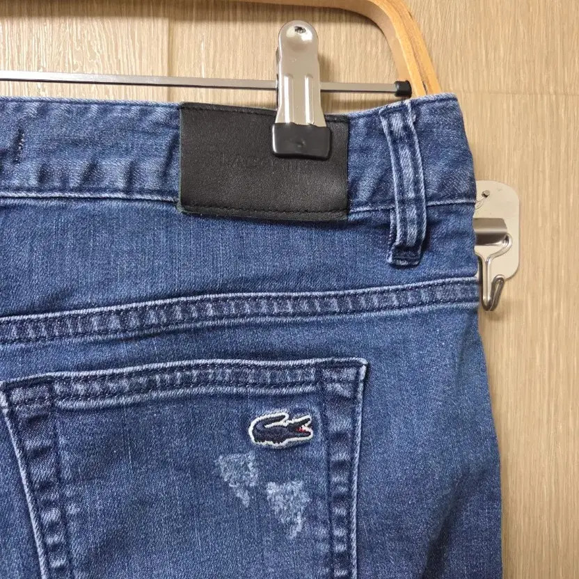 Lacoste Women's Stretch Denim Jeans - Size 34 (26 inch) thumbnail 5