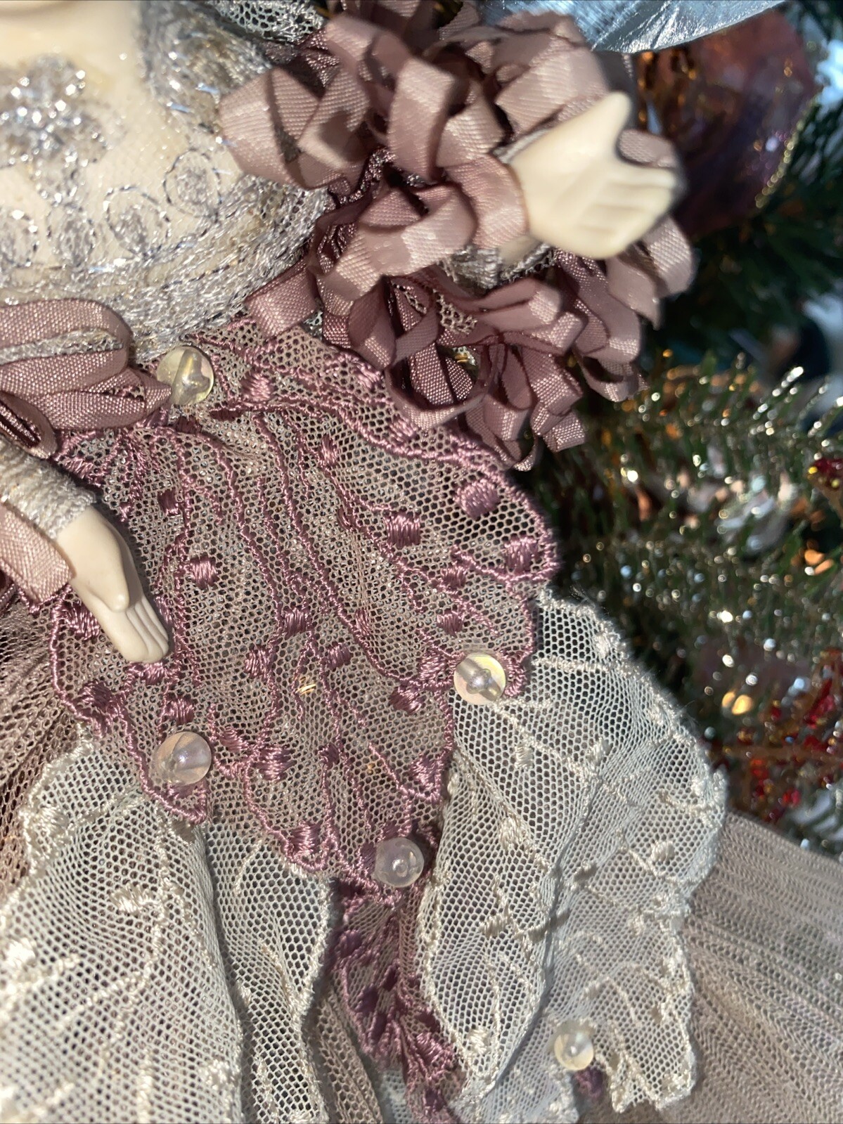 Picture 9 of 24