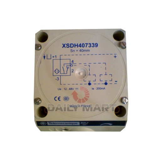 New In Box SCHNEIDER XSD-H407339 XSDH407339 Inductive Proximity Sensor ...