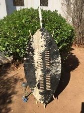 XL Black & White Zulu Shield – 140cm Extra Large | Isihlangu Cowhide Warrior